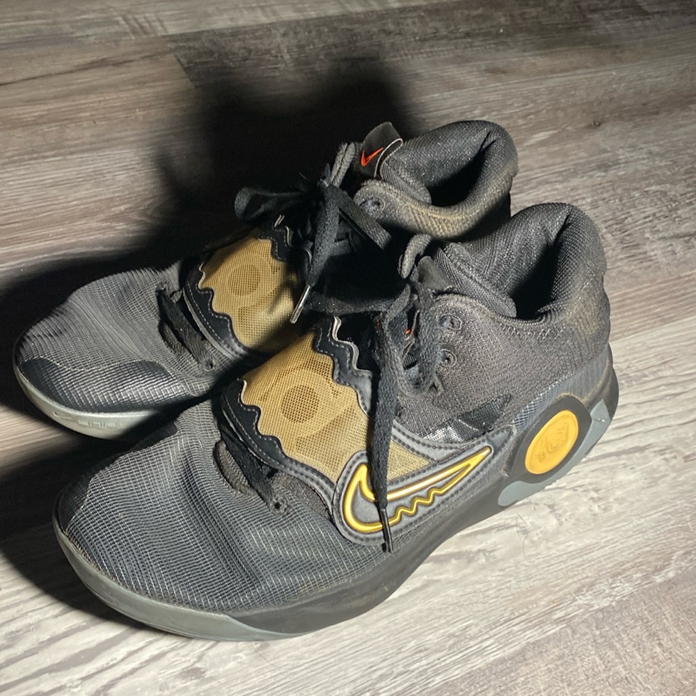 KD Trey 5 Nike mens basketball shoes